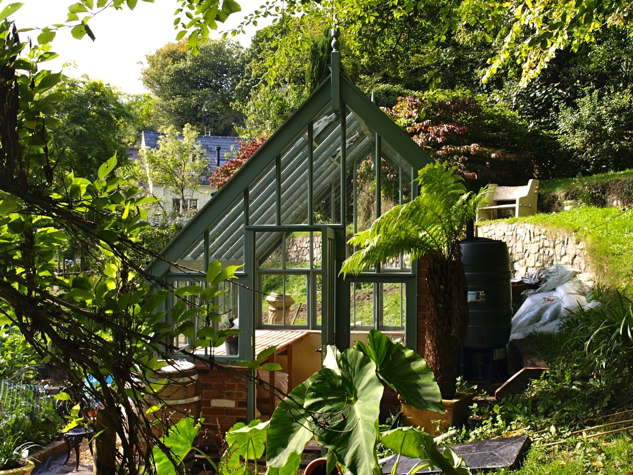 Three-Quarter Span Greenhouse